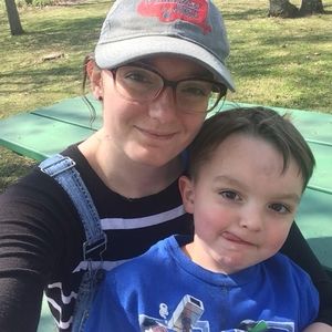 Meet your Posher, Mackenzie